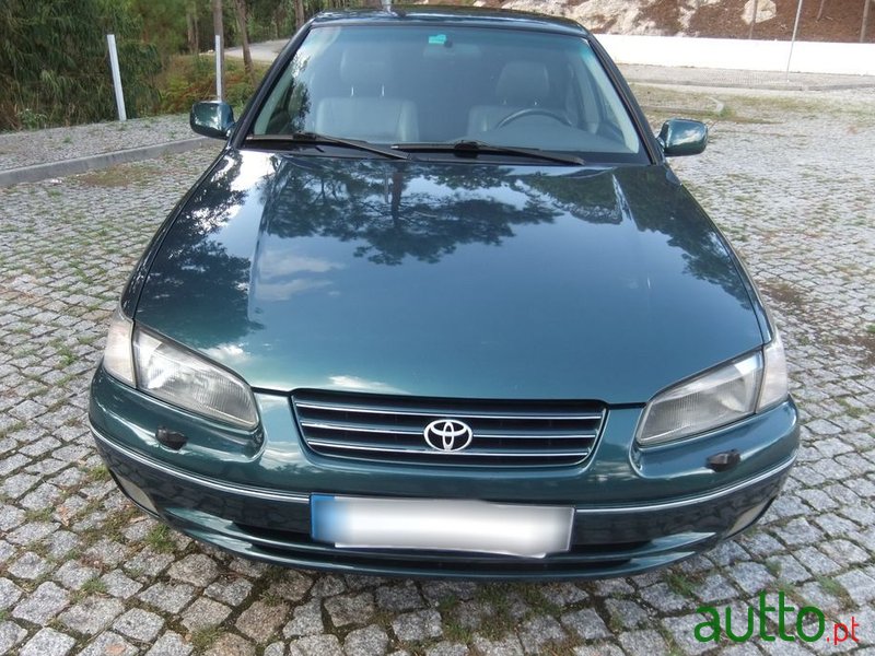 1998' Toyota Camry 2.2 Gl photo #1