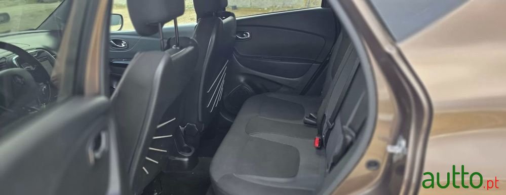 2013' Renault Captur photo #5