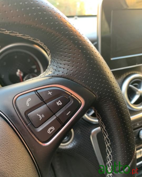 2016' Mercedes-Benz A-180 photo #5