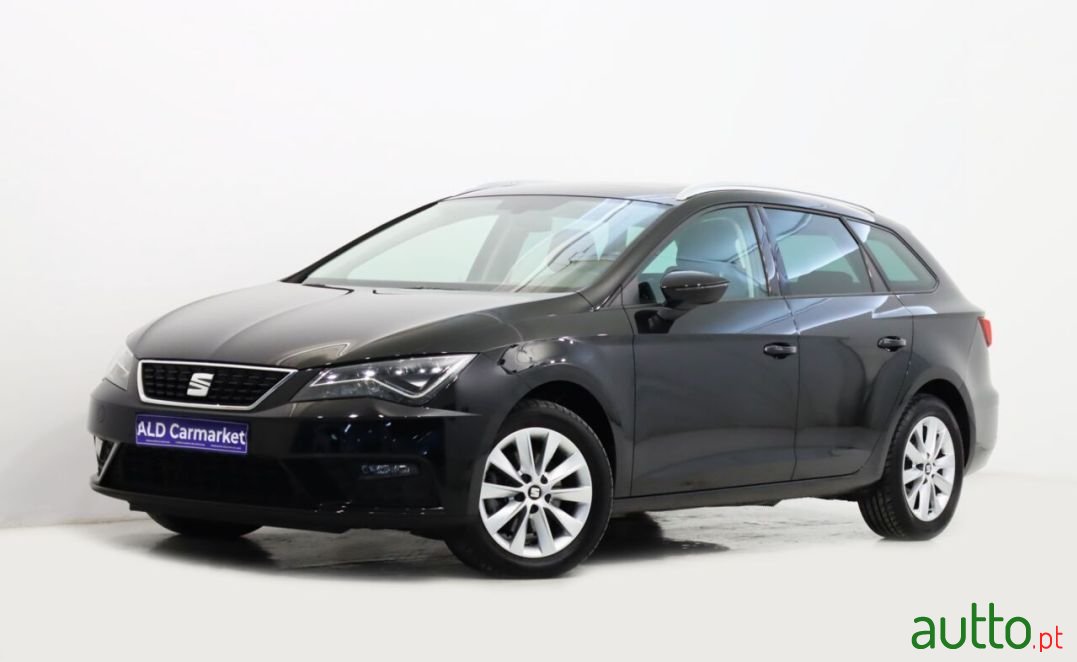 2020' SEAT Leon St photo #1
