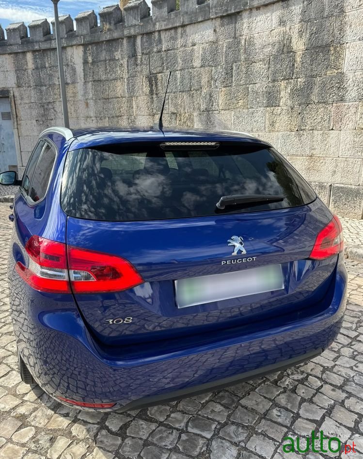 2020' Peugeot 308 Sw photo #4