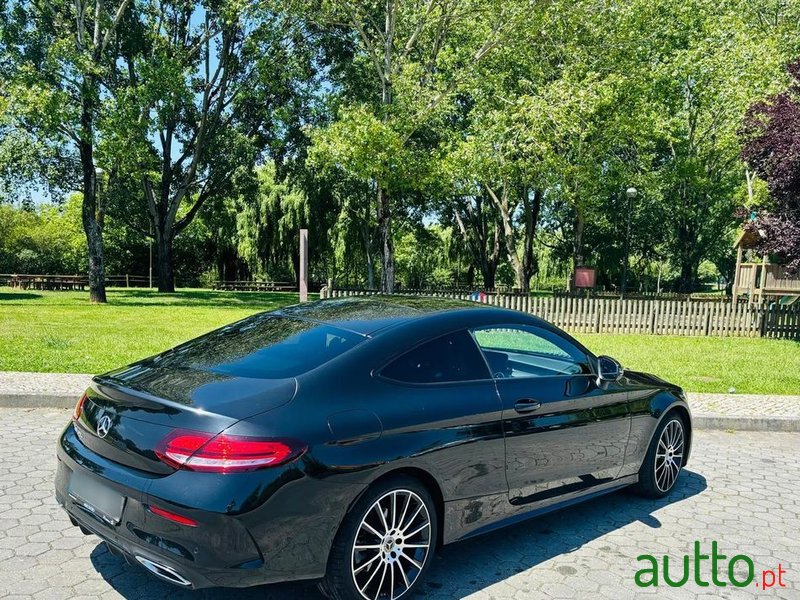 2020' Mercedes-Benz Classe C D Amg Line photo #3