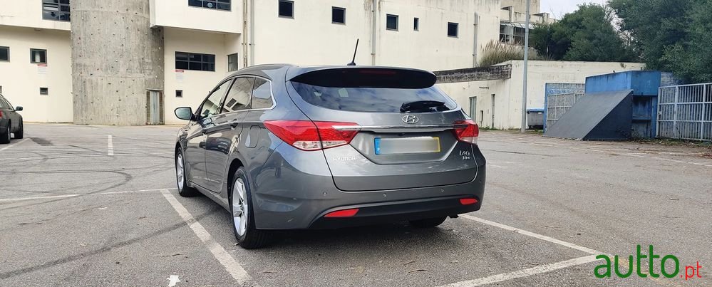 2013' Hyundai i40 Sw photo #4