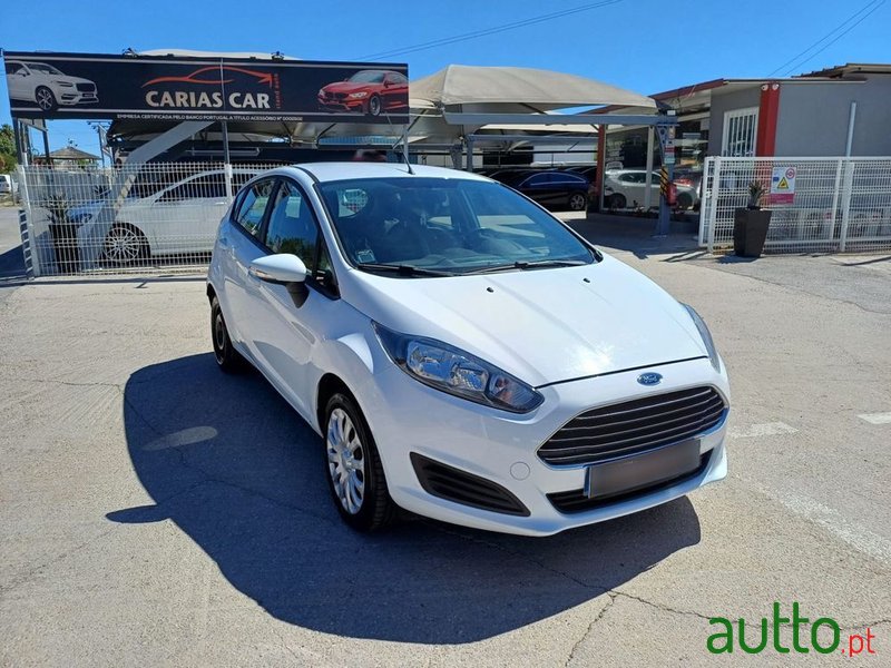 2017' Ford Fiesta 1.0 Ti-Vct Trend photo #2