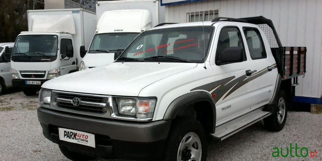 2000' Toyota Hilux Tracker 2.4 Td 4X4 photo #1