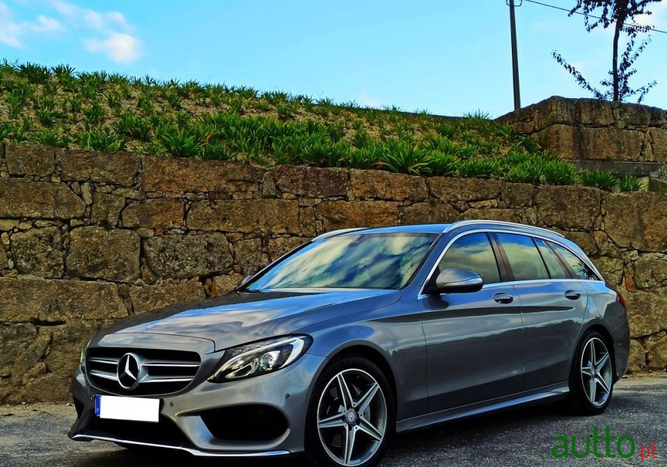 2015' Mercedes-Benz C-200 photo #1