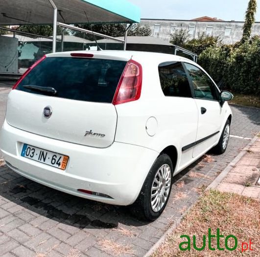 2009' Fiat Punto 1.3 Multijet photo #1