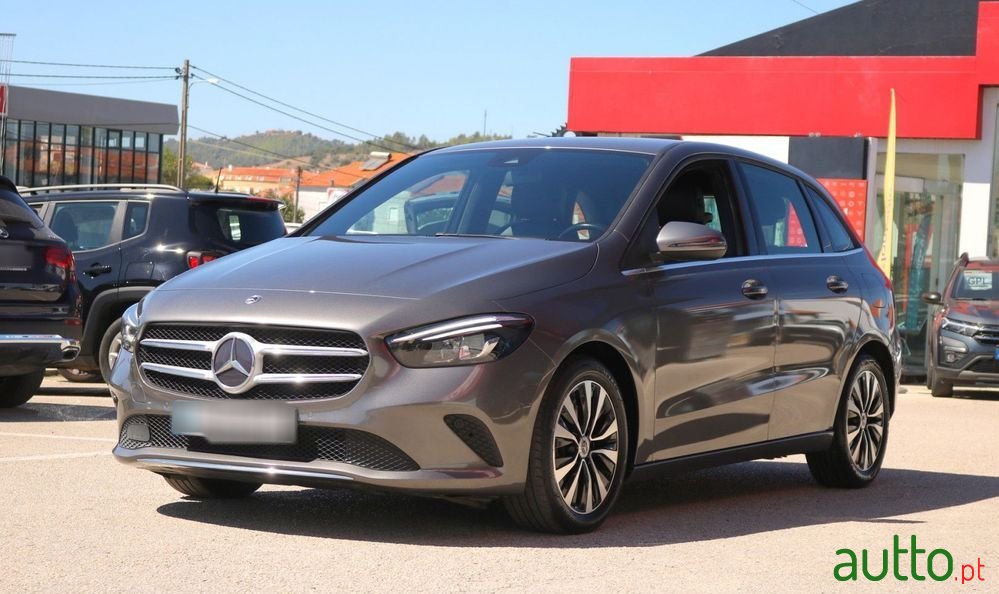 2022' Mercedes-Benz Classe B D Style photo #4
