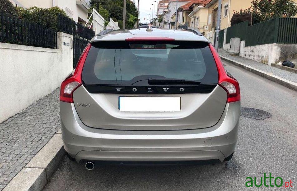 2013' Volvo V60 photo #2