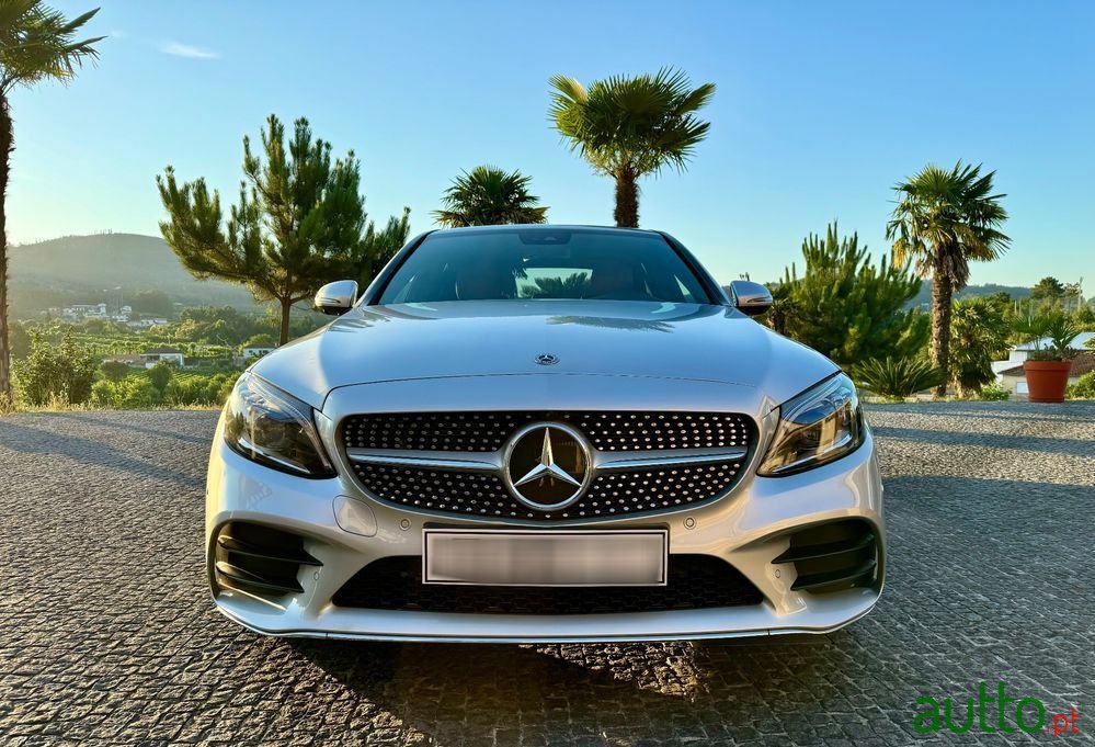 2020' Mercedes-Benz C 300 De Amg Line photo #1