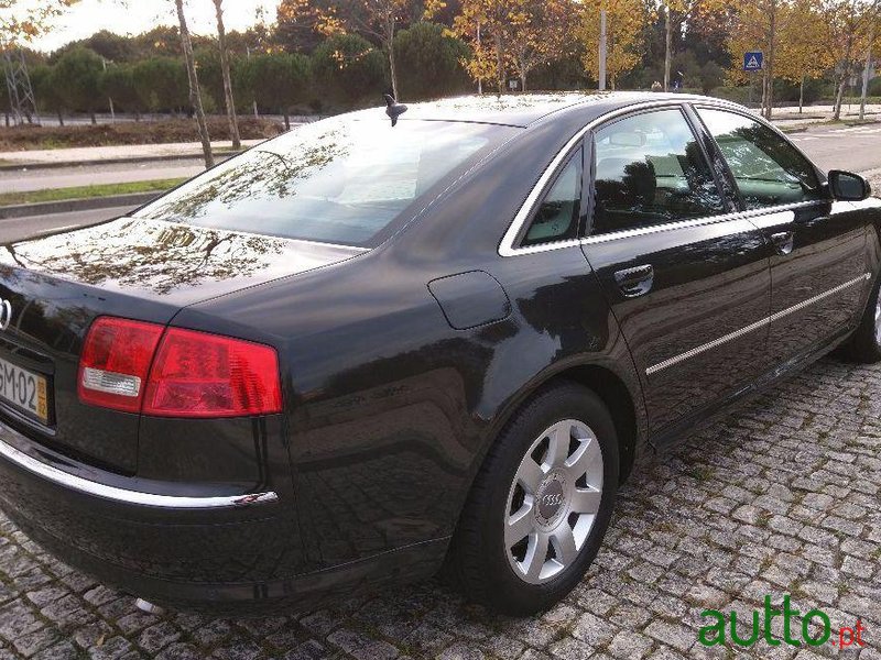 2005' Audi A8 photo #2
