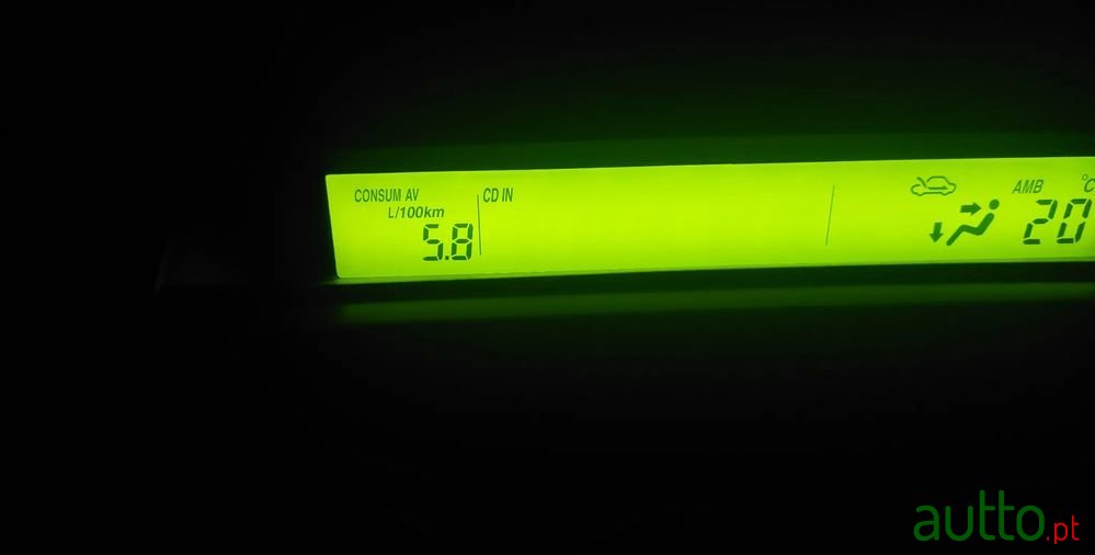 2007' Mazda 5 Mzr-Cd 2.0 Sport photo #5