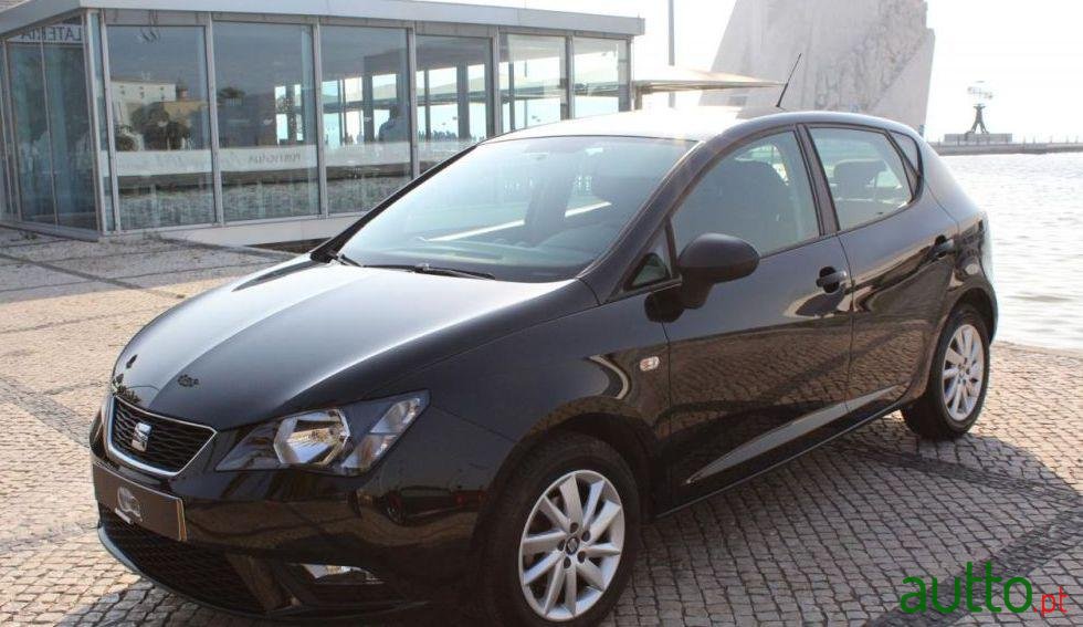 2016' SEAT Ibiza photo #2