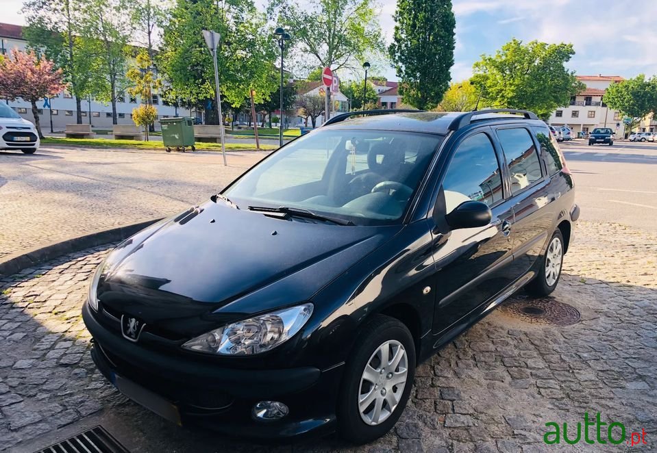 2006' Peugeot 206 Sw photo #3