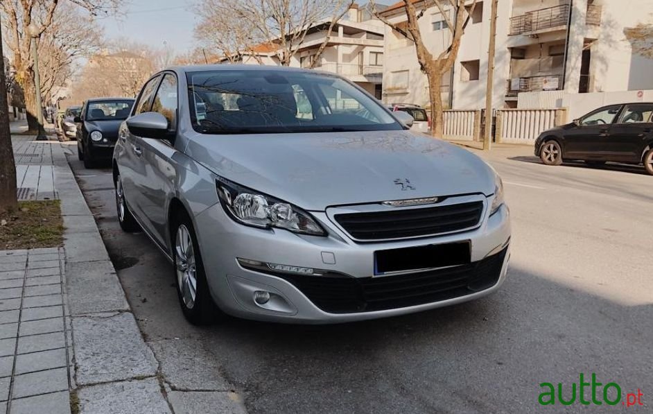 2014' Peugeot 308 photo #3