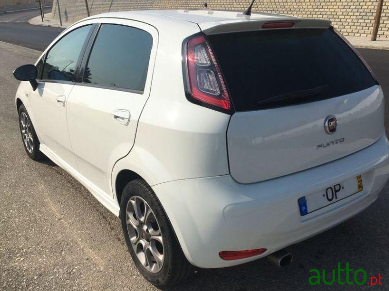 2014' Fiat Punto photo #3