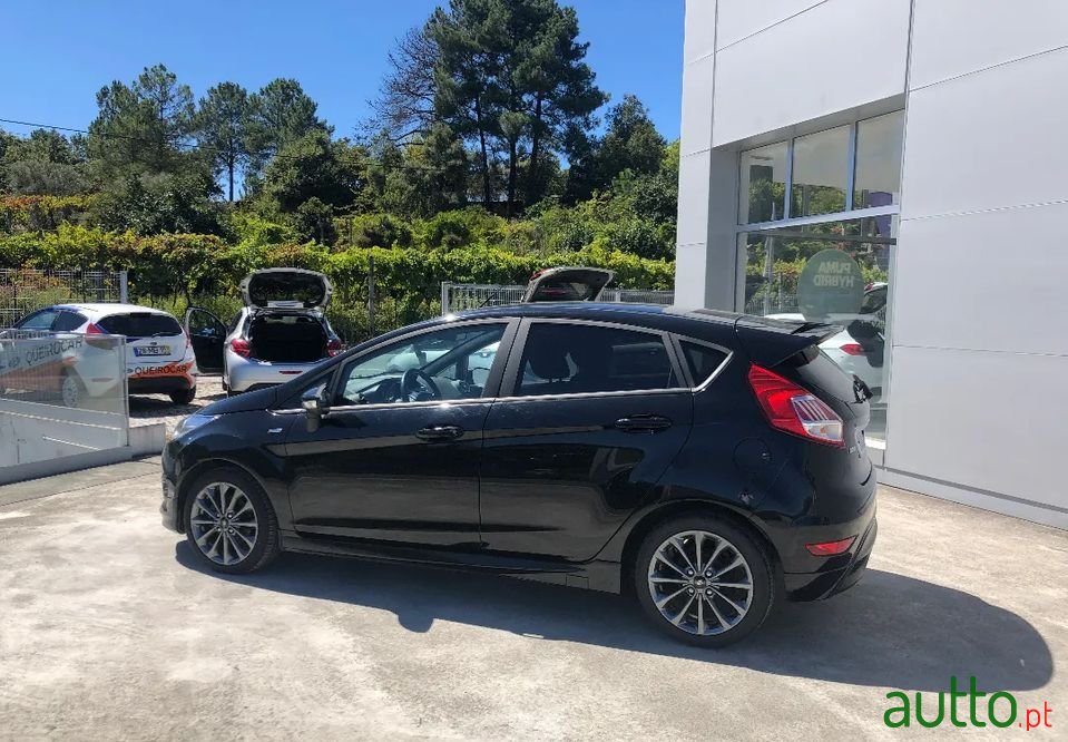 2017' Ford Fiesta St--Line photo #4