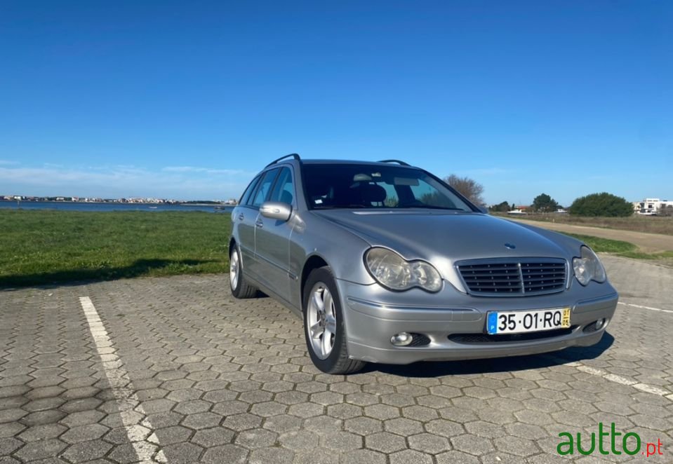 2001' Mercedes-Benz C-270 photo #1