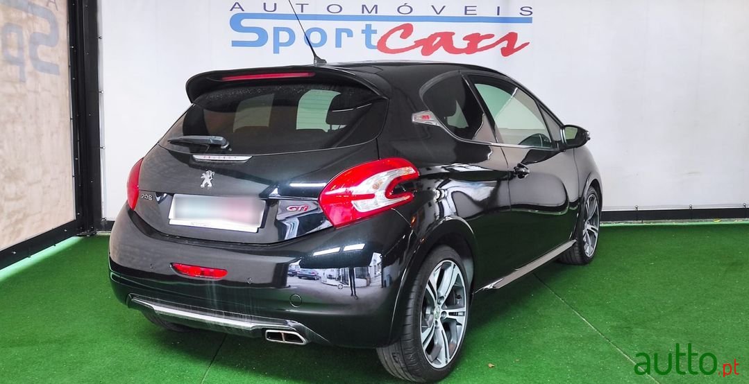 2014' Peugeot 208 photo #2