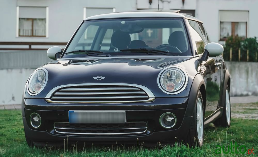 2008' MINI One 3 Portas photo #3