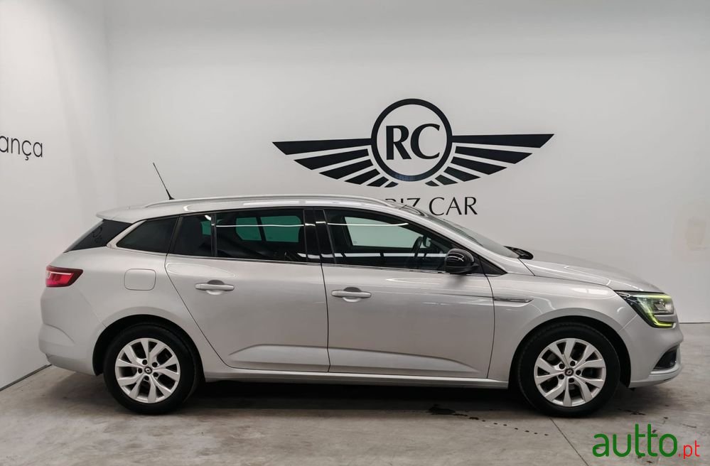 2019' Renault Megane Sport Tourer photo #5