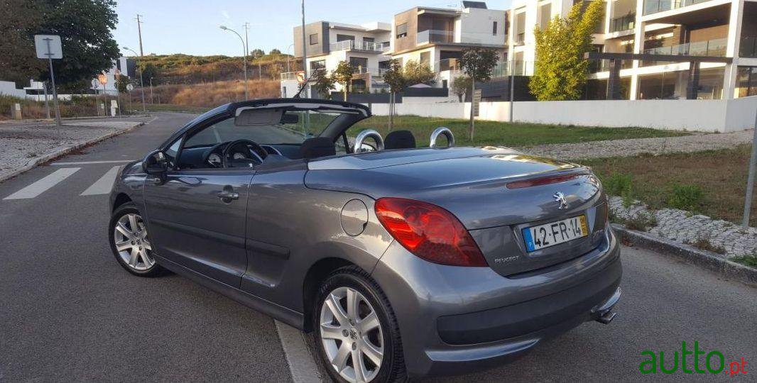 2008' Peugeot 207-Cc 1.6 Hdi photo #2