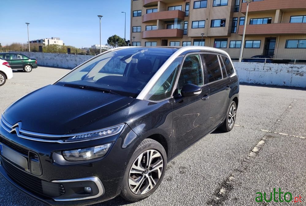 2019' Citroen Grand C4 SpaceTourer photo #3