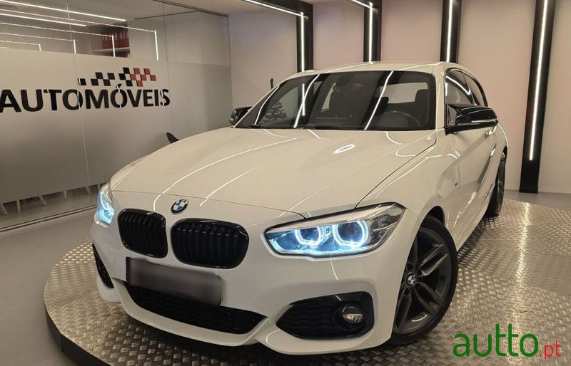 2016' BMW Série 1 D Pack M photo #1