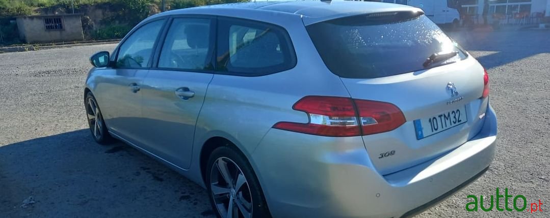 2015' Peugeot 308 Sw photo #5