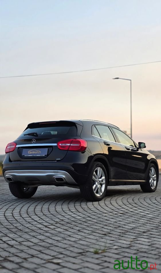 2016' Mercedes-Benz Classe Gla photo #3