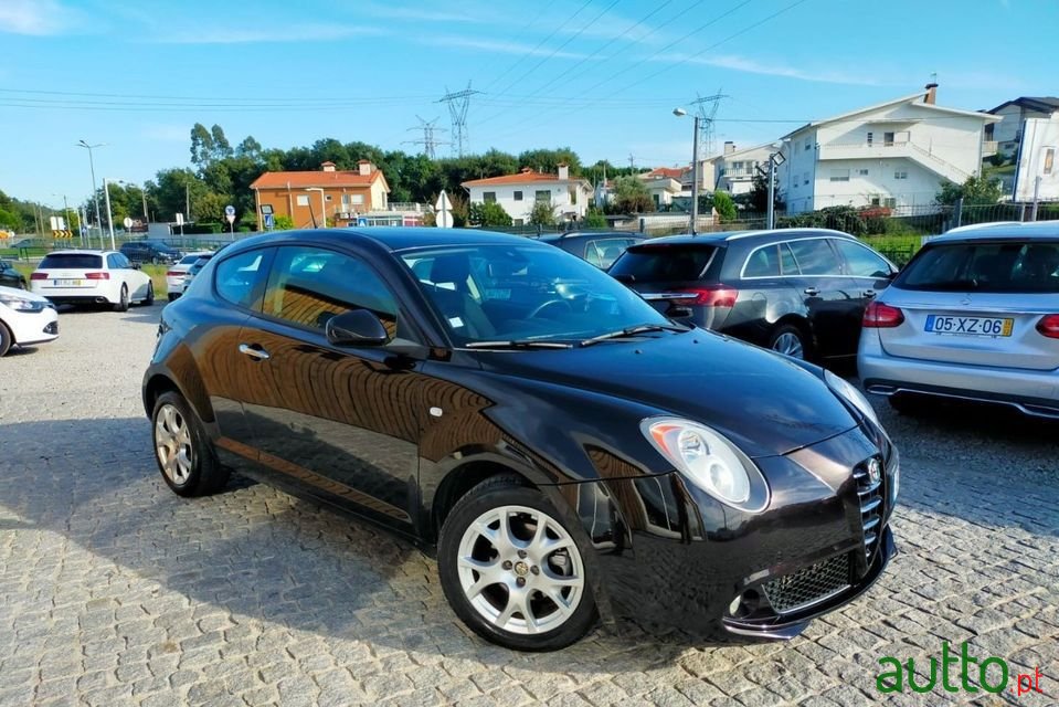 2012' Alfa Romeo MiTo photo #2