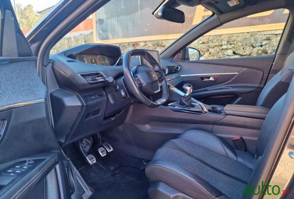 2018' Peugeot 3008 photo #4