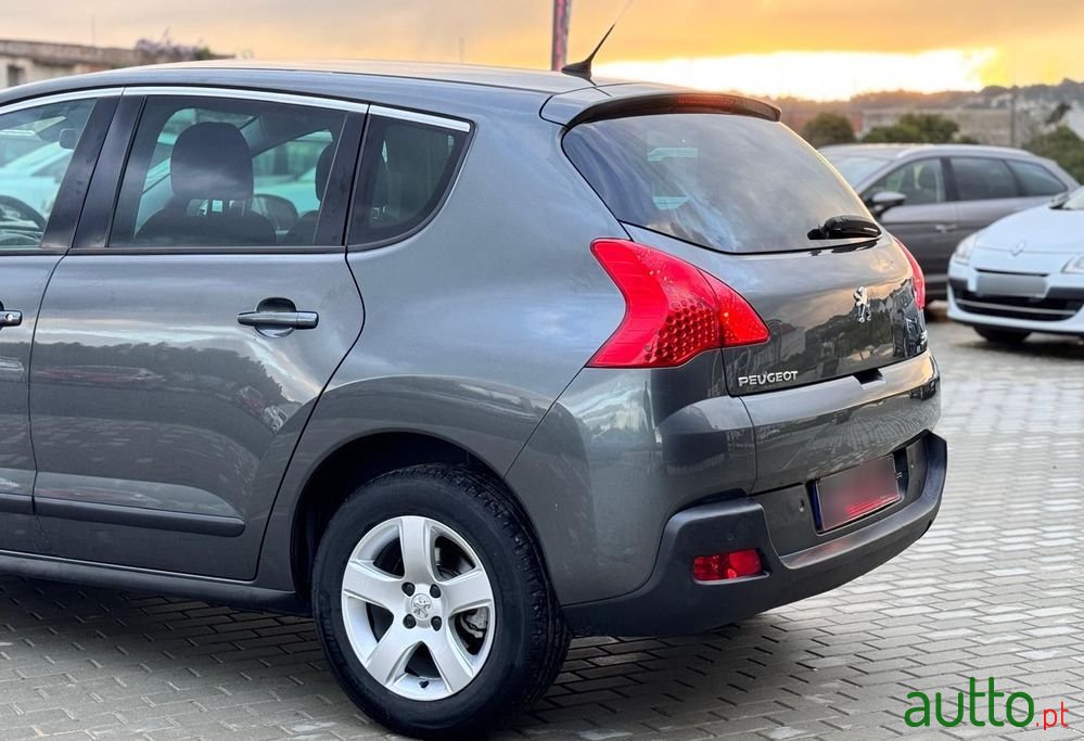 2013' Peugeot 3008 1.6 Hdi Active photo #5