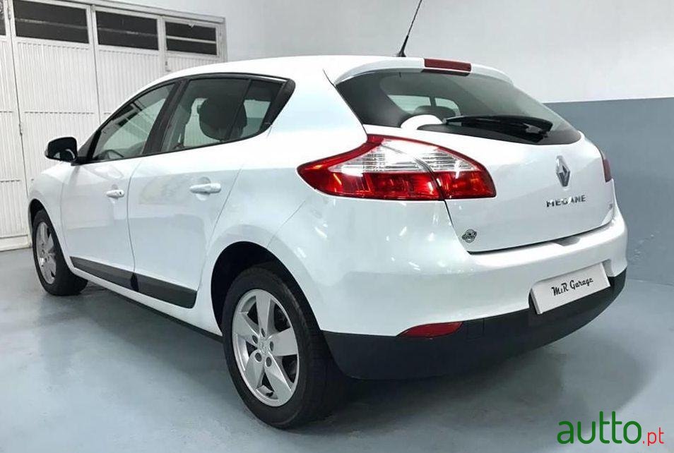 2011' Renault Megane 1.5 Dci Dynamique photo #2