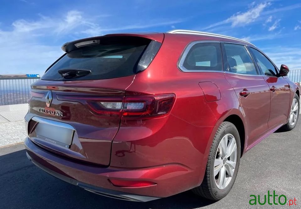 2017' Renault Talisman Sport Tourer photo #3