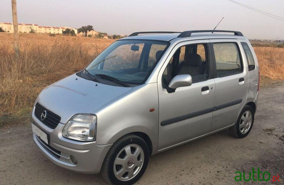 2002' Opel Agila 1.2 photo #1