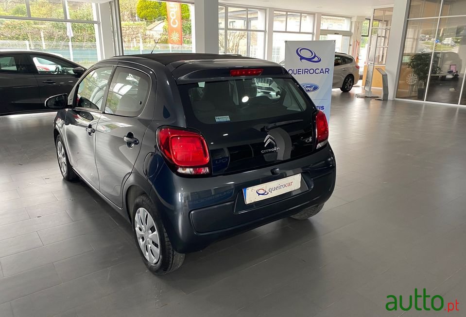 2015' Citroen C1 Airscape photo #6