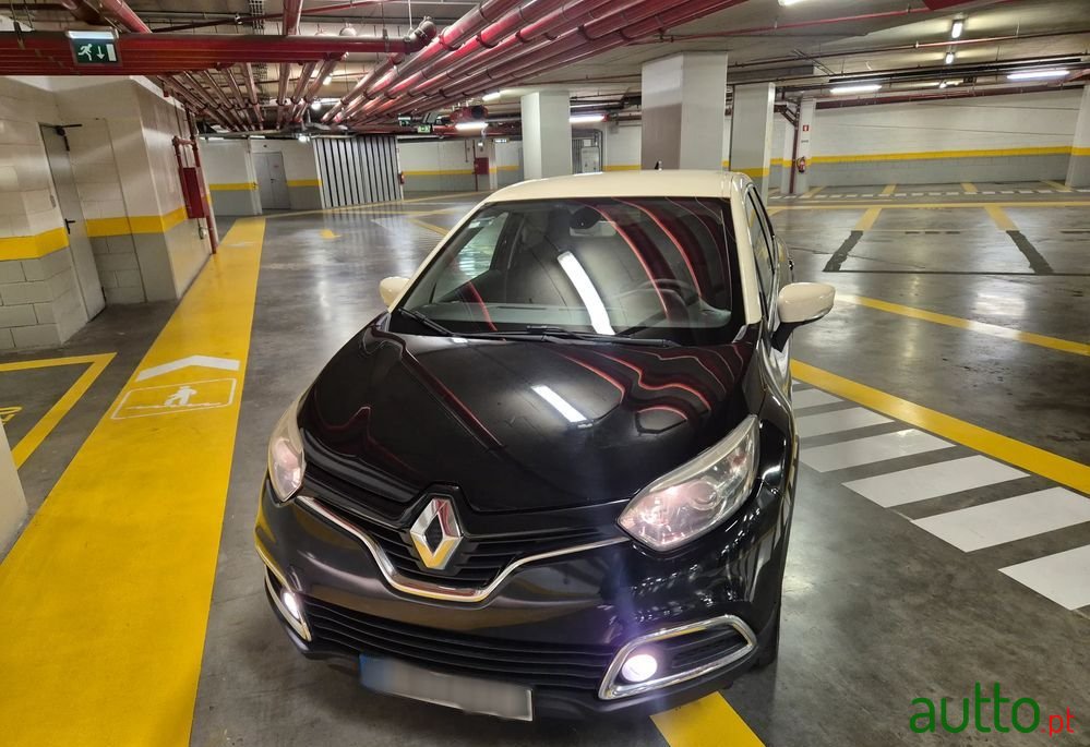 2015' Renault Captur 0.9 Tce Sport photo #4