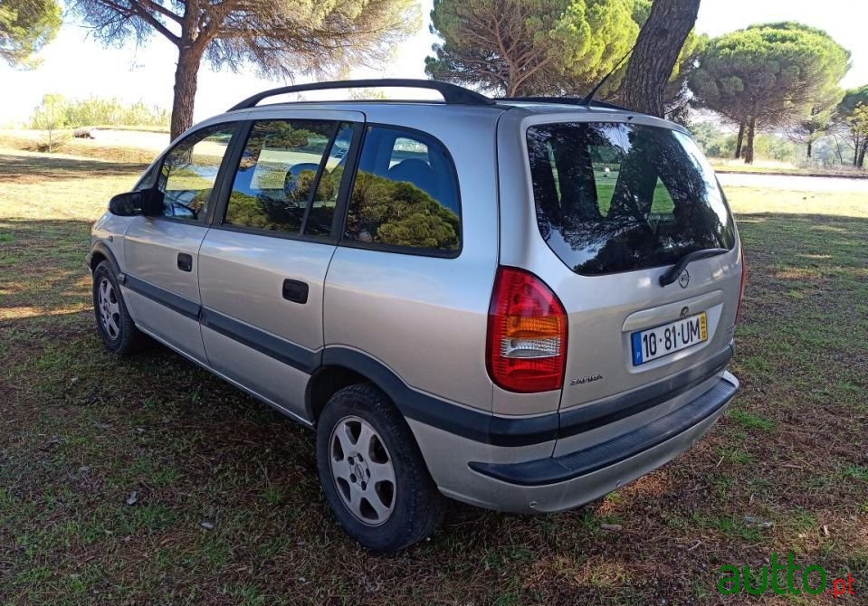 2002' Opel Zafira photo #4