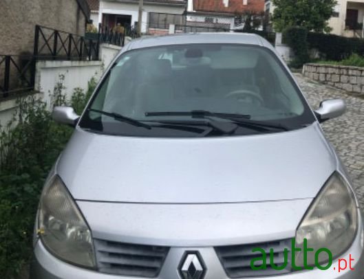 2006' Renault Megane Scenic photo #4