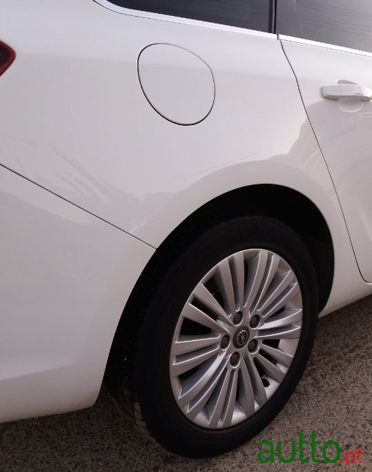 2014' Opel Astra Sports Tourer photo #3