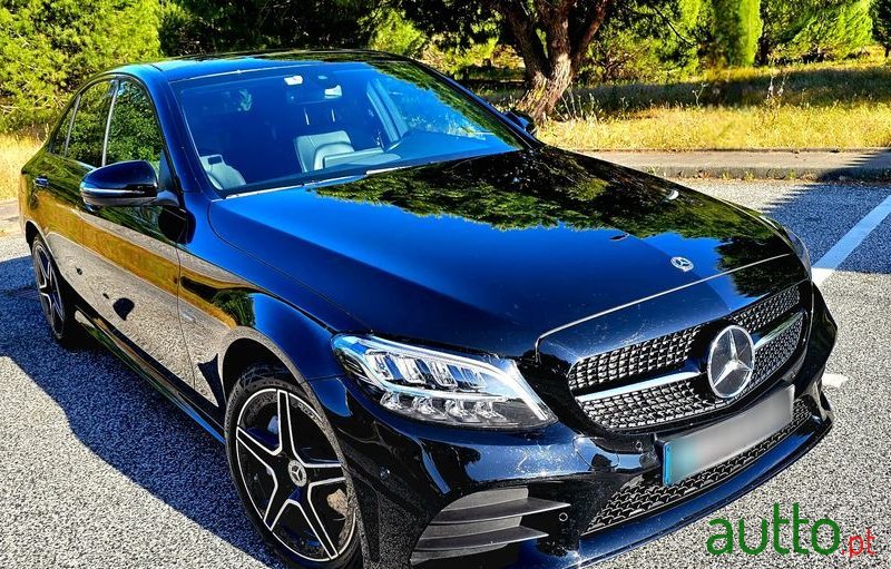 2020' Mercedes-Benz C 300 photo #2