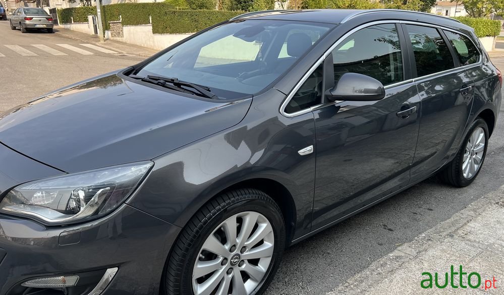 2016' Opel Astra Sports Tourer photo #6