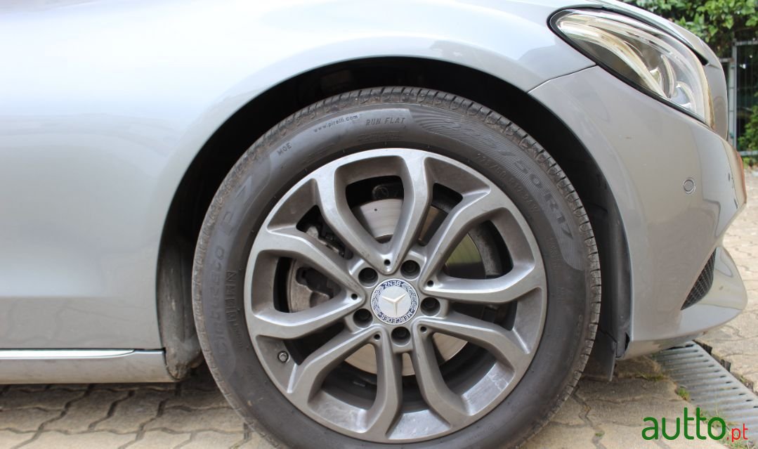 2016' Mercedes-Benz C-220 photo #5