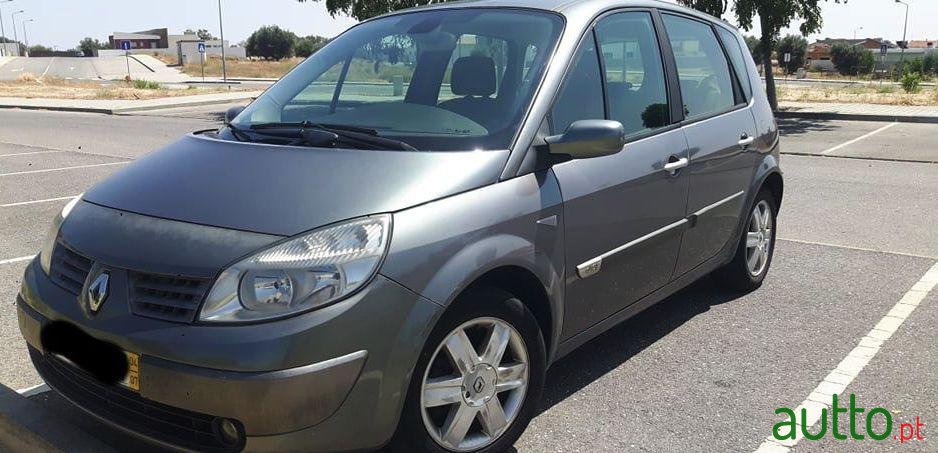 2004' Renault Scenic 1.5 Dci 100Cv photo #2