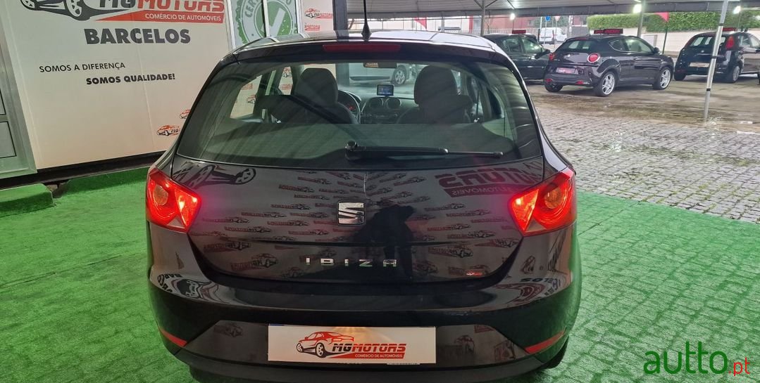 2014' SEAT Ibiza photo #4