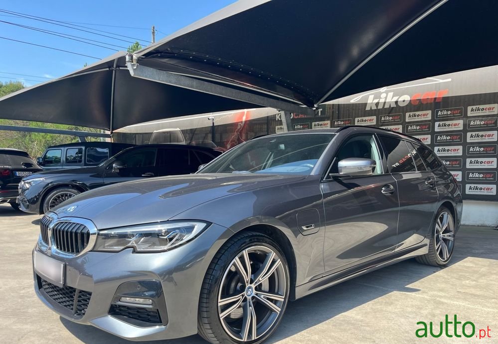2022' BMW Série 3 photo #3