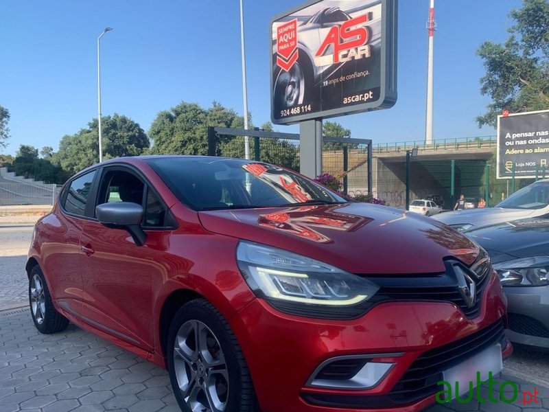 2017' Renault Clio 1.5 Dci Gt Line photo #1