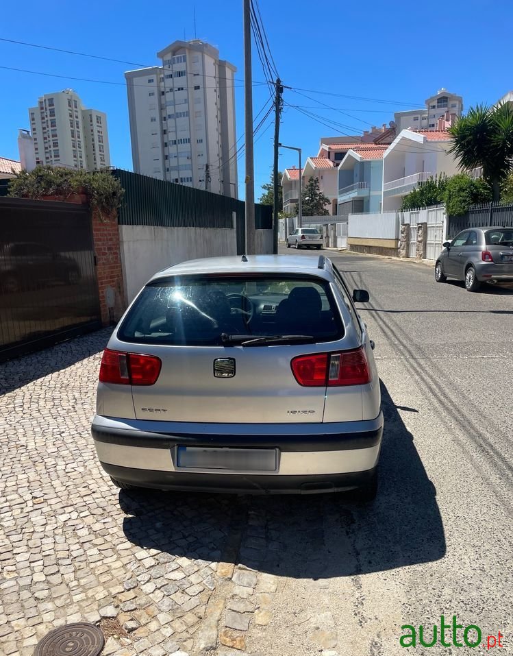 2001' SEAT Ibiza 1.0 Passion photo #3