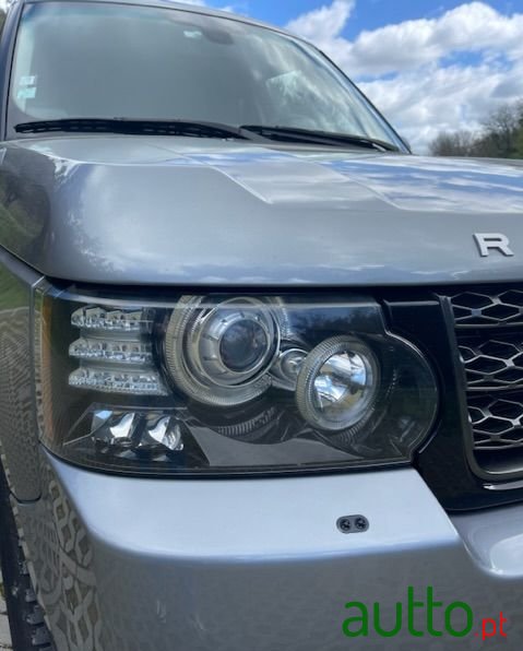 2011' Land Rover Range Rover photo #3